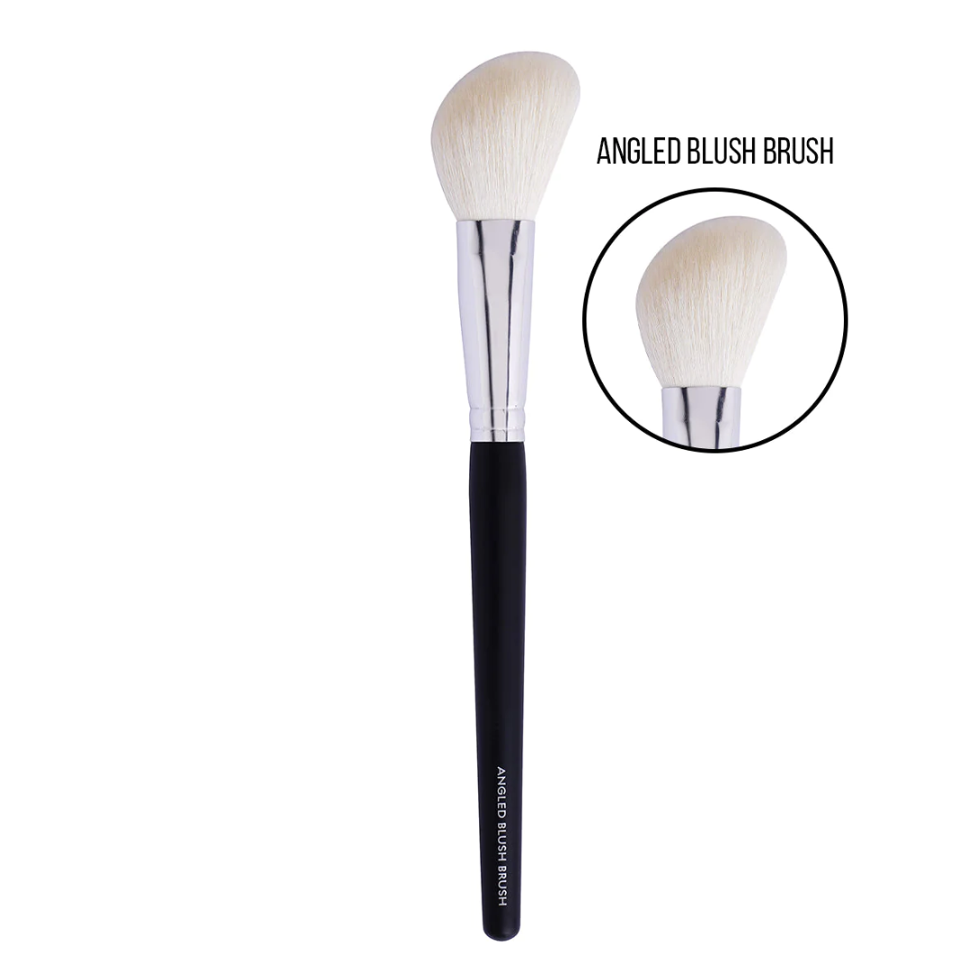 ST London - Angled Blush Brush - St14